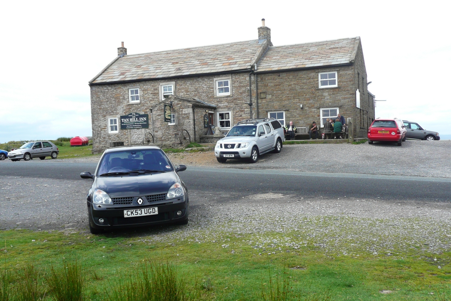 The Tan Hill Pub & Clio